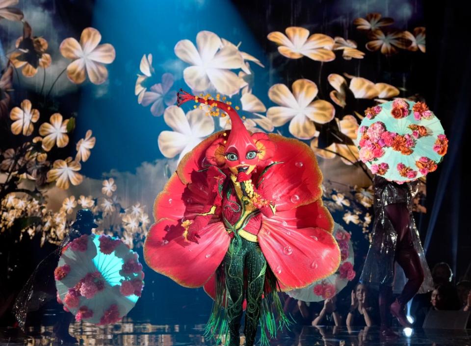 THE MASKED SINGER : Hibiscus dans l'épisode 