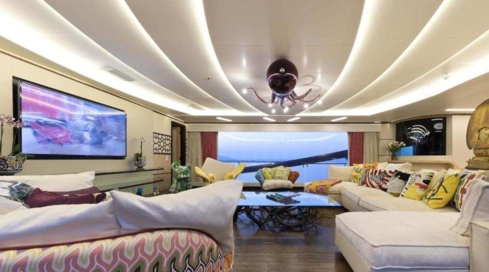 En definitiva, se trata de un auténtico lujo para la navegación que solamente está disponible para unos pocos bolsillos. (Foto: John Brown / <a href="http://www.yachtcharterfleet.com/luxury-charter-yacht-46797/khalilah-photos.htm#yacht-tabs" rel="nofollow noopener" target="_blank" data-ylk="slk:Yacht Charter Fleet;elm:context_link;itc:0;sec:content-canvas" class="link ">Yacht Charter Fleet</a>).