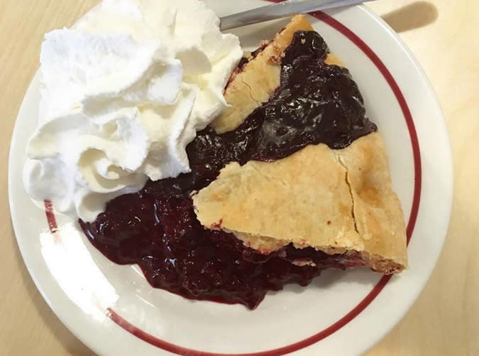 Oregon: Marionberry Pie