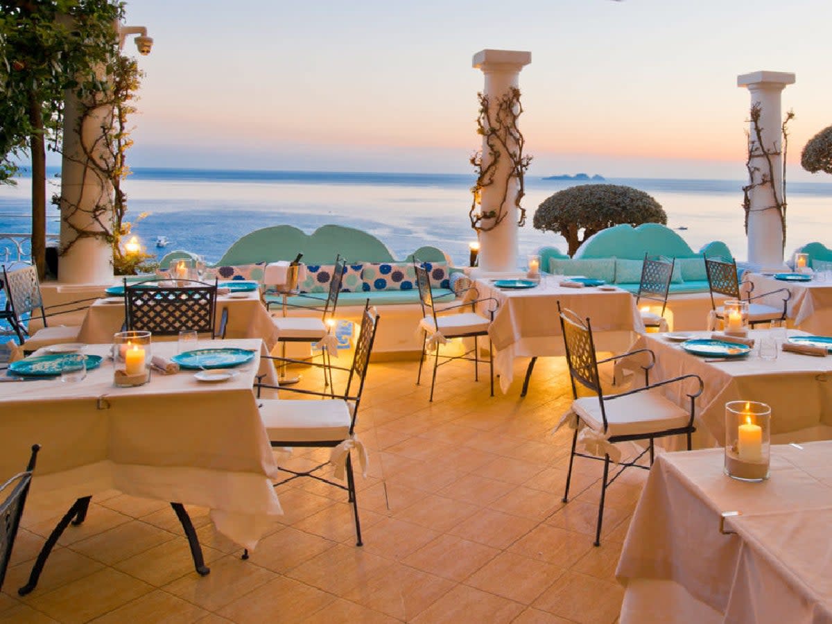 Drinks, dinner and spectacular sea views are waiting at this Positano bolthole (Marincanto Hotel)