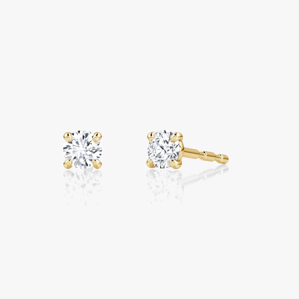 <p><a href="https://go.redirectingat.com?id=74968X1596630&url=https%3A%2F%2Fwww.vrai.com%2Fjewelry%2Fearrings%2Fpetite-solitaire-stud%3Fmetal%3Dyellow-gold%26diamondType%3Dround-brilliant&sref=https%3A%2F%2F" rel="nofollow noopener" target="_blank" data-ylk="slk:Shop Now;elm:context_link;itc:0;sec:content-canvas" class="link ">Shop Now</a></p><p>Petite Solitaire Stud</p><p>vrai.com</p><p>$375.00</p><span class="copyright">Vrai</span>