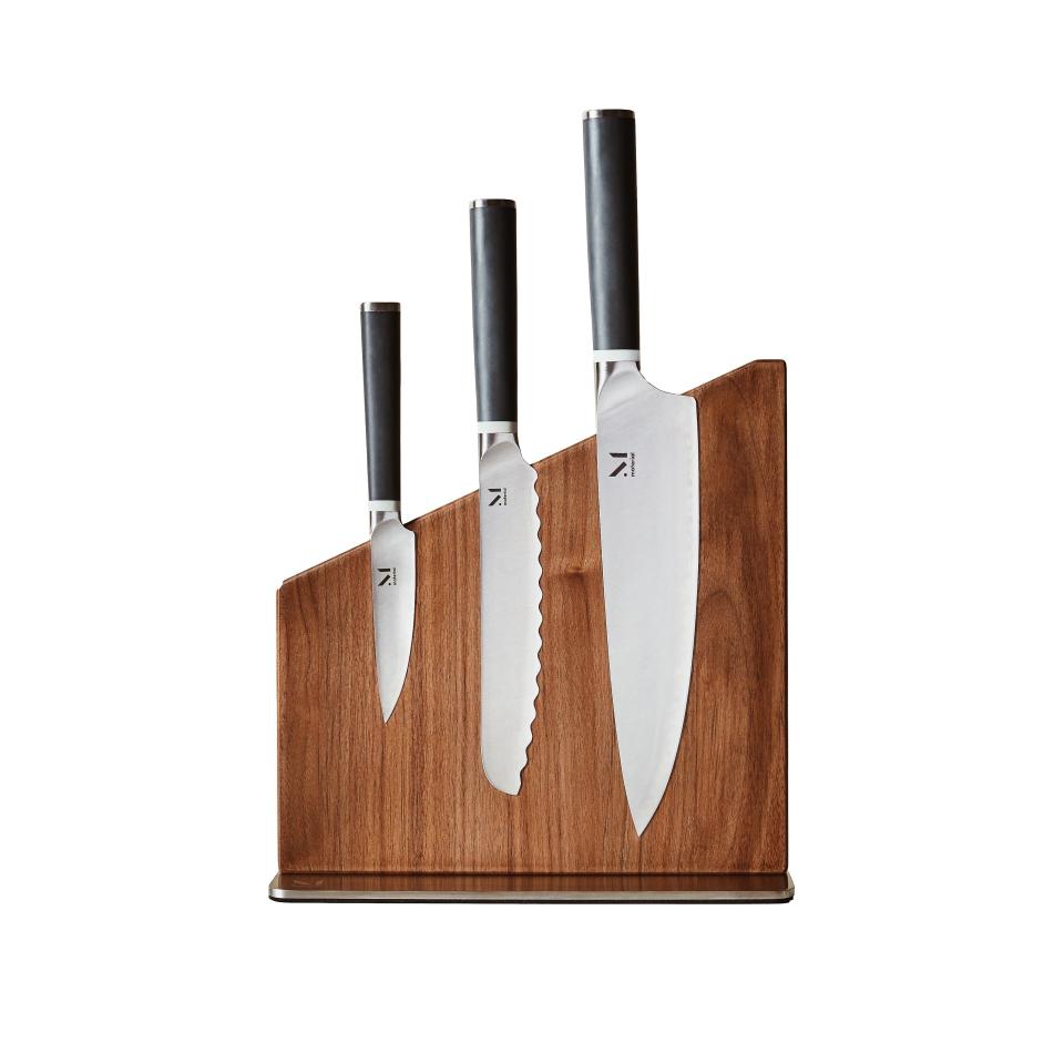 9) Material Trio of Knives + Stand Set