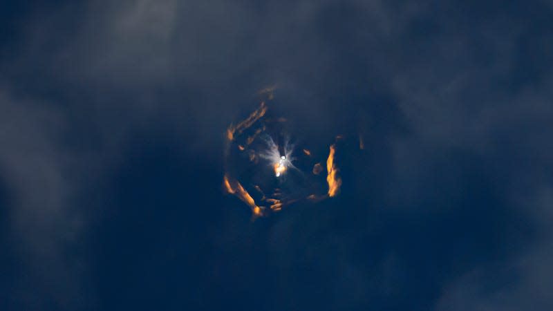 Starship during stage separation. - Photo: C&J Images