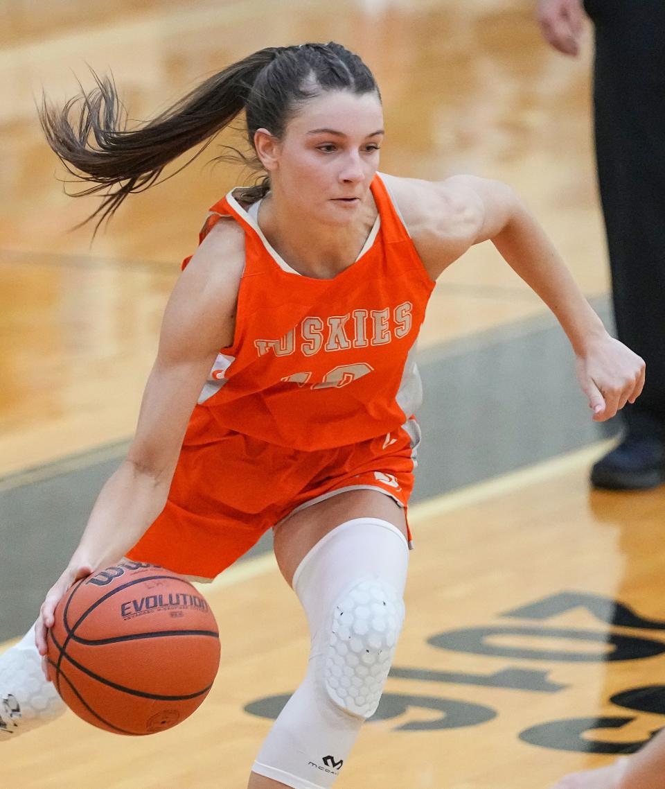 Hamilton Heights Huskies Camryn Runner (10) rushes up the court Tuesday, Dec. 19, 2023, during the game at Lapel High School in Lapel. The Hamilton Heights Huskies defeated the Lapel Bulldogs, 53-41.