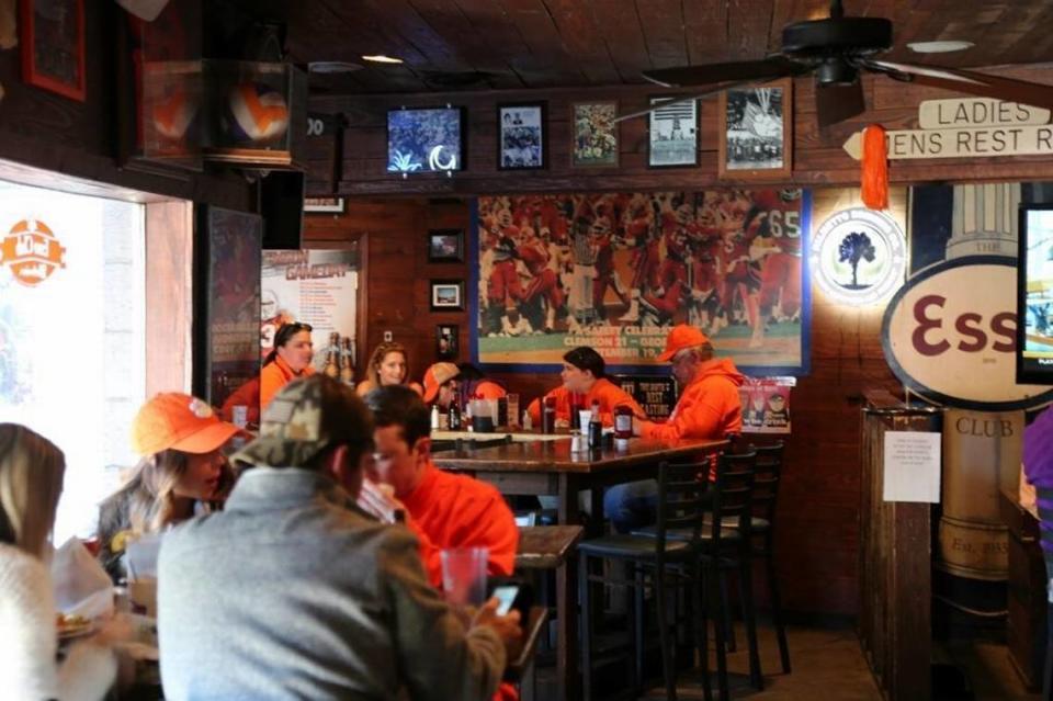 Inside Clemson’s historic Esso Club Tim Dominick/tdominick@thestate.com