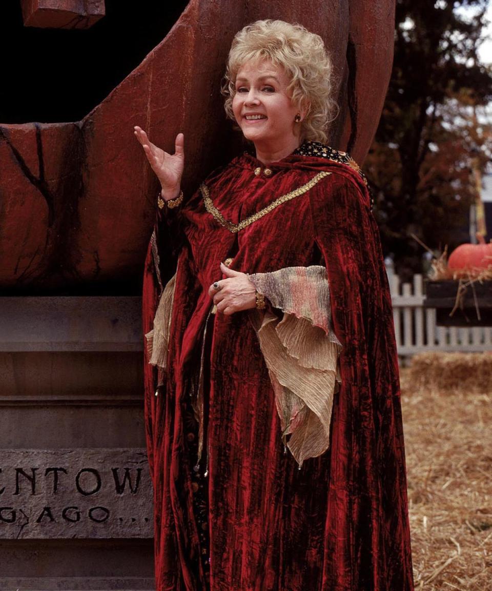 halloweentown cast where are they now