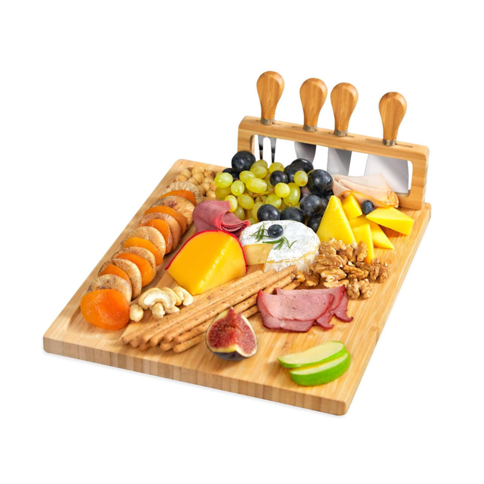 RoyalHouse Bamboo Cheese Board and Knife Set