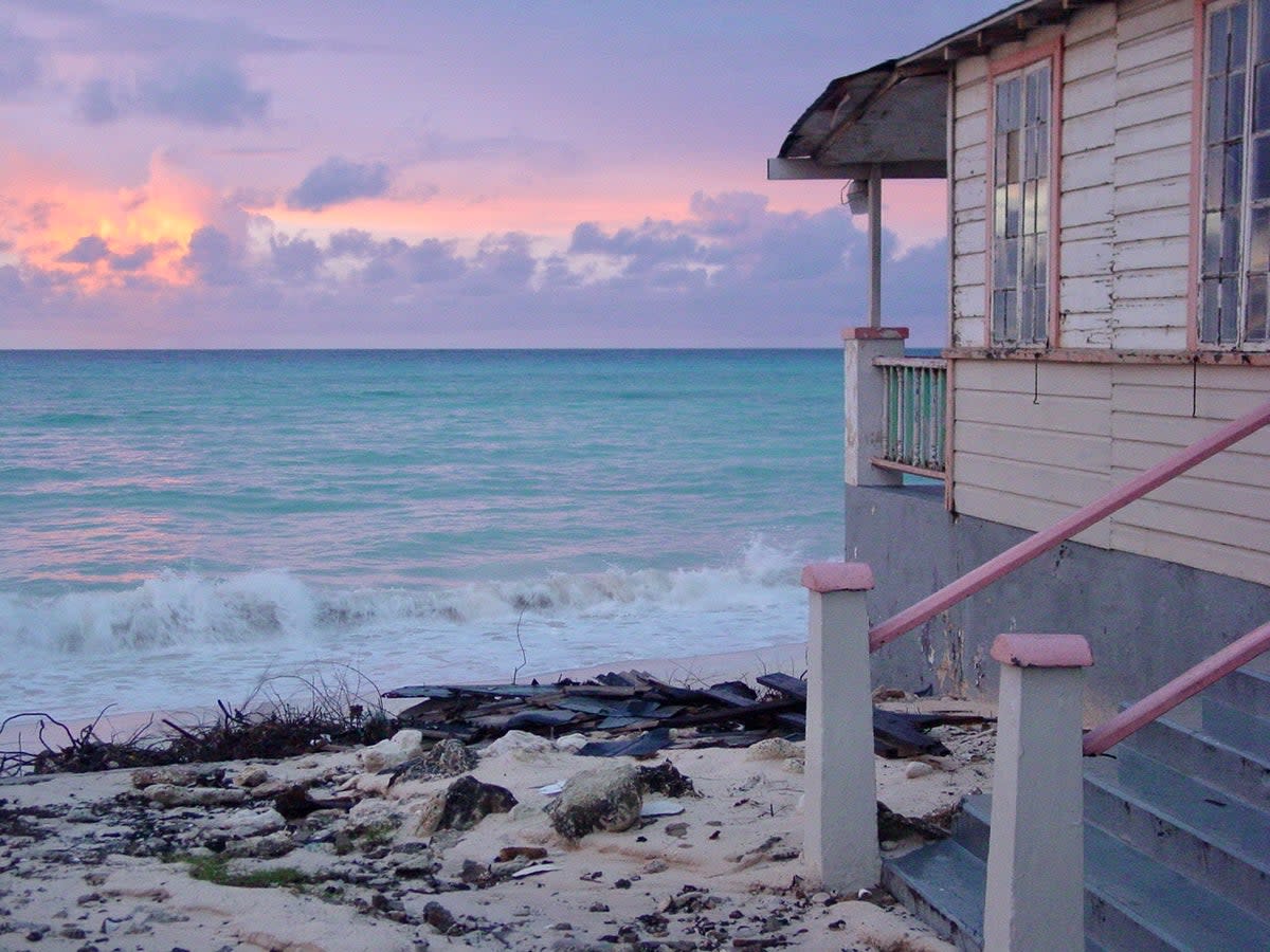 Tempting sight? The south coast of Barbados, not far from the airport where hundreds of Tui passengers spent last Thursday night  (Simon Calder)