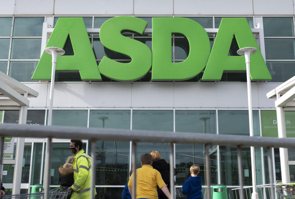 CARMARTHENSHIRE, UNITED KINGDOM - 2021/03/17: People seen outside Asda supermarket in Wales, UK.
Eight more people have died with coronavirus in Wales and the overall infection rate has risen slightly. (Photo by May James/SOPA Images/LightRocket via Getty Images)