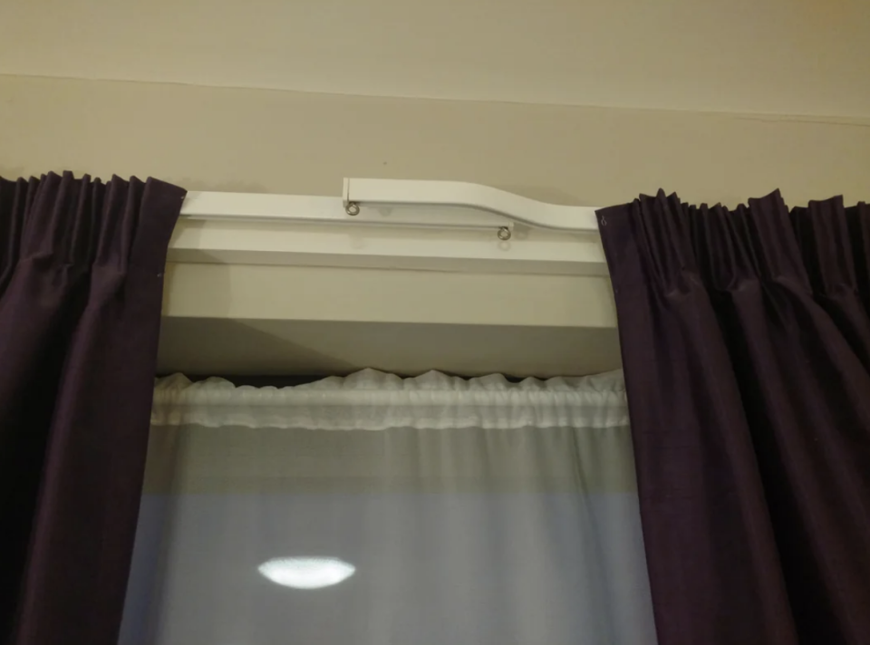 Curtain rods