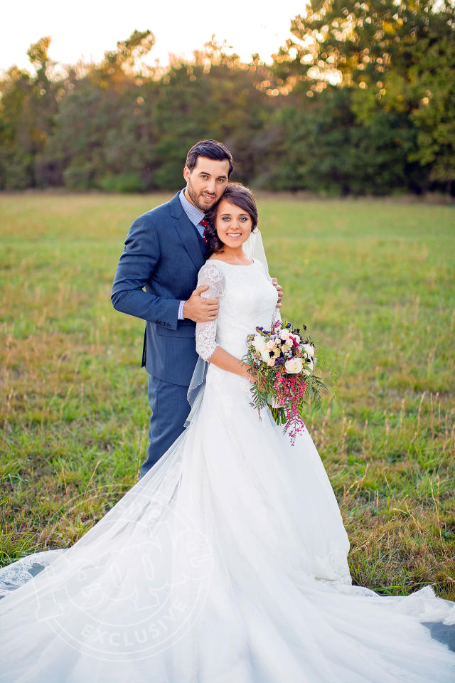 jessa duggar wedding dress