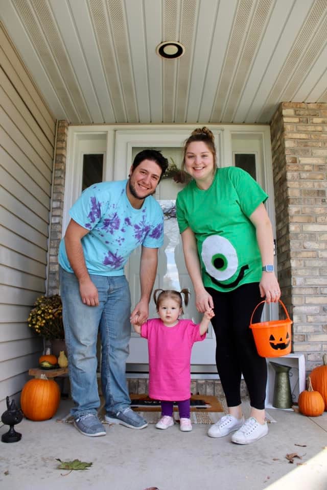 Want to take advantage of your baby bump this Halloween? Why not be Mike Wazowski, and the rest of the family be the other Monsters Inc. characters? Lauren Kramer of Darboy transformed into the little green guy with just a green T-shirt and felt, her husband into Sully with a dyed T-shirt, and her daughter was Boo.