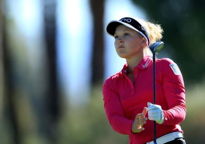 RANCHO MIRAGE, CA - MARCH 31:  Brooke Henderson of Canada follows her tee shot at the par 3, fifth hole during the first round of the 2016 ANA Inspiration at Mission Hills Country Club on March 31, 2016 in Rancho Mirage, California.  (Photo by David Cannon/Getty Images)