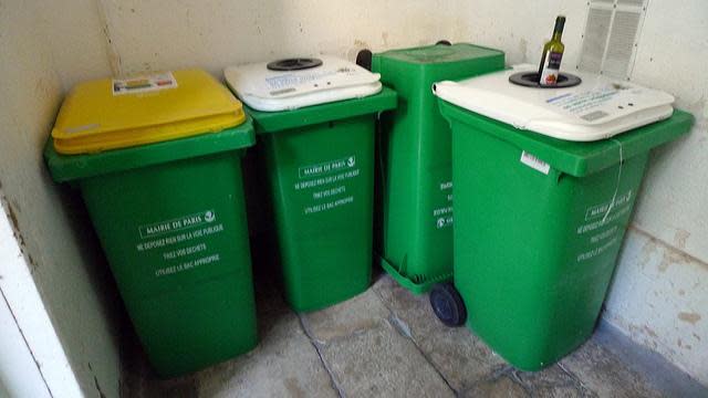 Poubelles à Paris