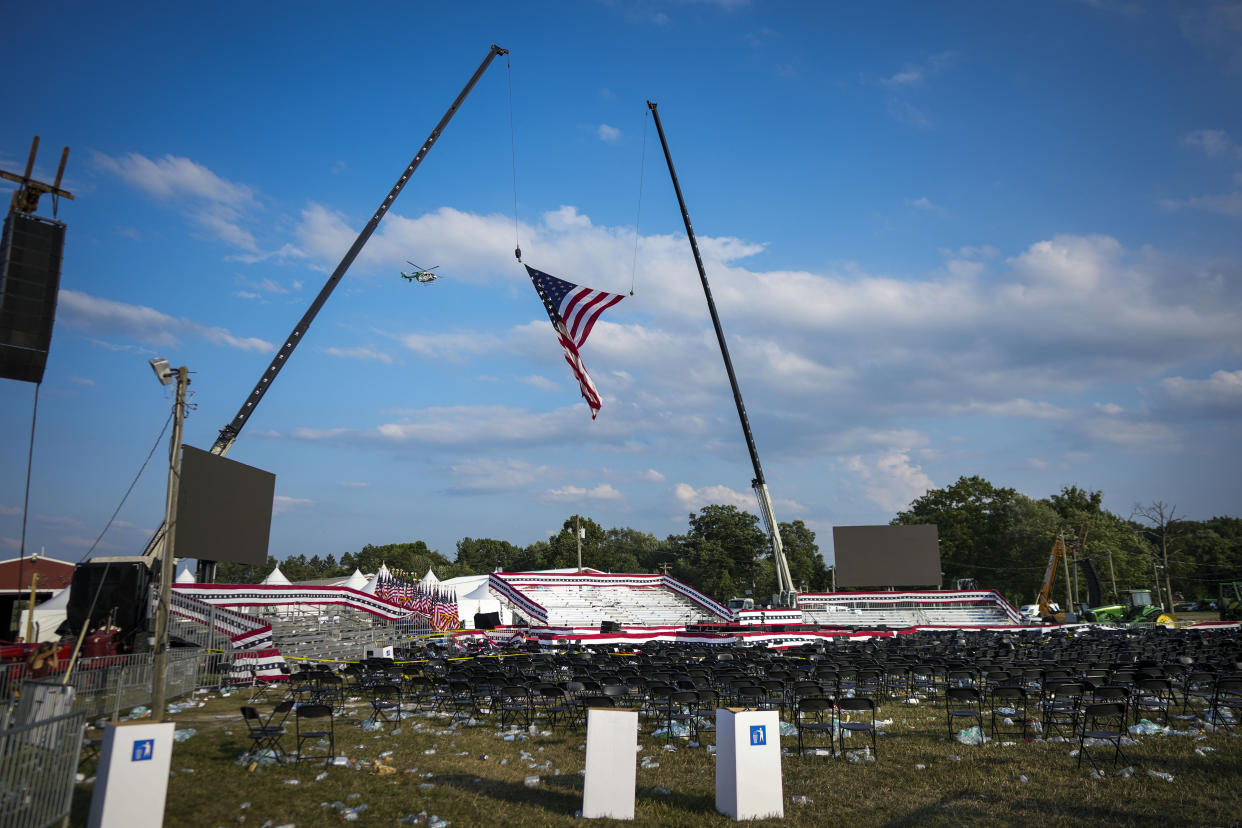 La escena tras el desalojo del mitin de Donald Trump después del intento de asesinato en Butler, Pensilvania, el sábado 13 de julio de 2024. (Doug Mills/The New York Times)