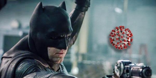 Batman llega a las calles de México para enfrentar al coronavirus