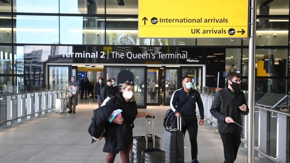 Pasajeros llegando al aeropuerto de Heathrow en enero.