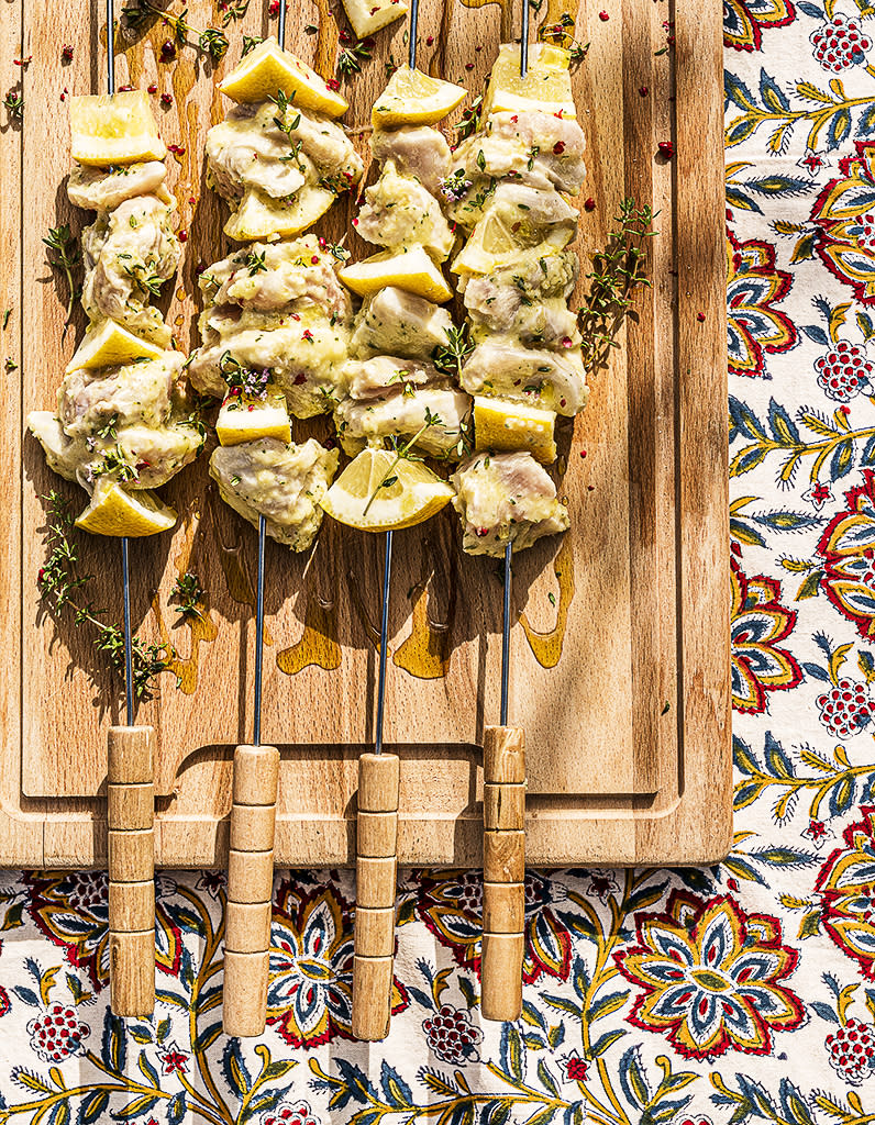 Brochettes de poulet au citron et citron confit