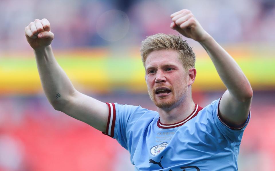 Kevin De Bruyne tras ganar la final de la FA Cup con el Man City - Final de la Champions League 2023: ¿Cuándo es, en qué canal de televisión y cuál es la sede?  - Getty Images/James Gill