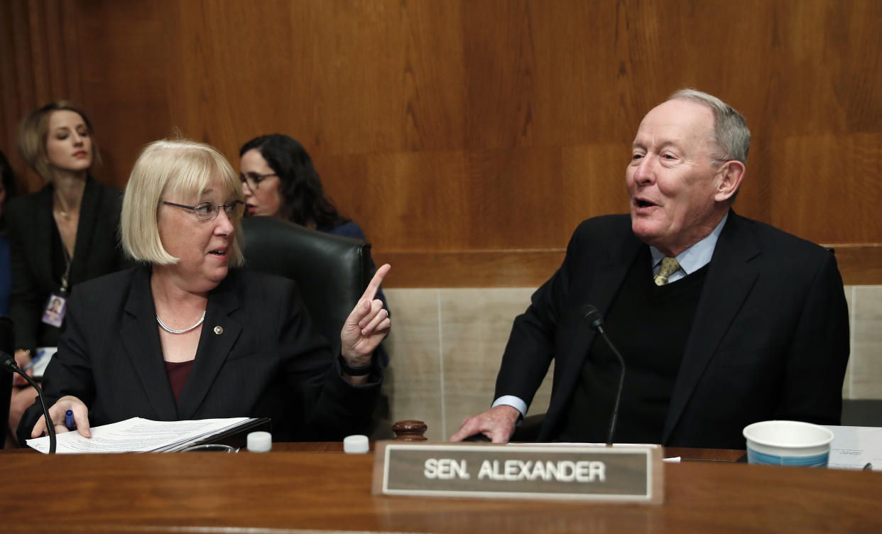 Senate Health, Education, Labor, and Pensions Committee ranking member Sen. Patty Murray, D-Wash., with chairman Sen. Lamar Alexander, R-Tenn., on Nov. 29. (Photo: AP/Carolyn Kaster)