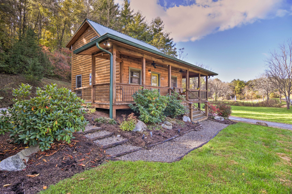 A Laurel Mountain Retreat vacation rental cabin. The company has proposed the addition of six new recreational vehicle pads.