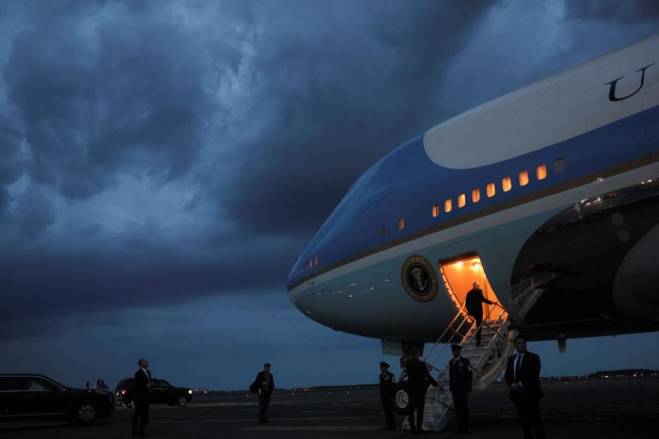 Biden boards Air Force One in Boston on May 21<span class="copyright">Leah Millis—Reuters</span>