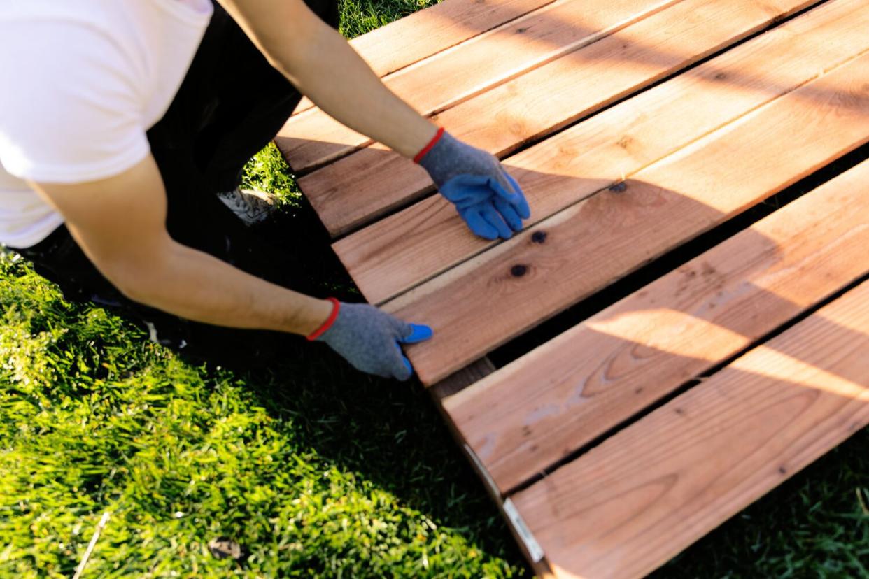 building wood fence