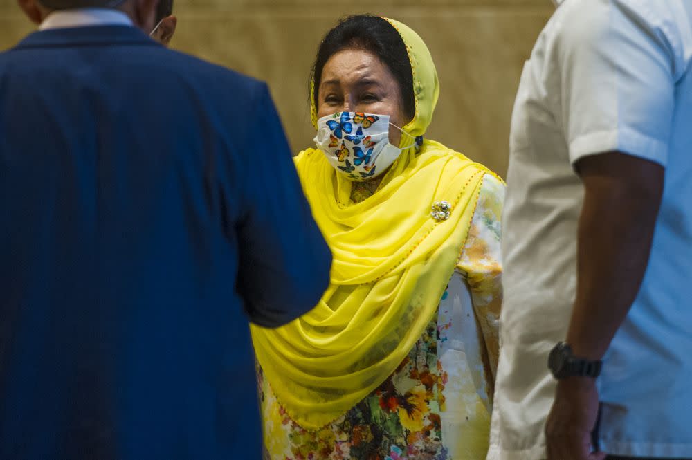 Datin Seri Rosmah Mansor is pictured at the Palace of Justice in Putrajaya April 8, 2021. — Picture by Shafwan Zaidon