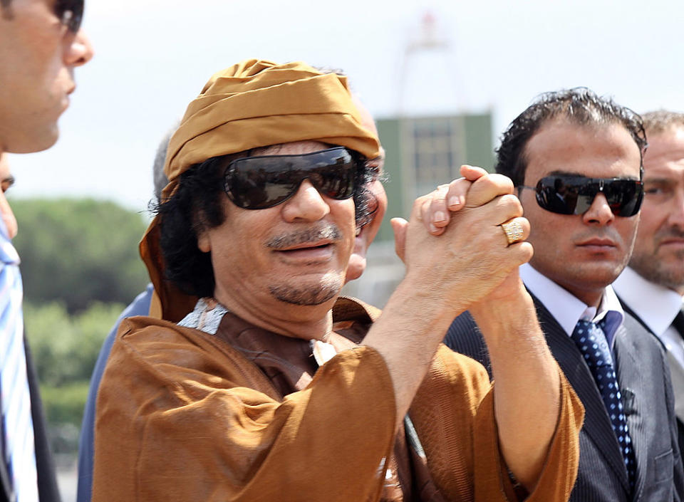 Gheddafi nell’agosto del 2010 a Roma, durante una visita ufficiale (foto: Getty Images)