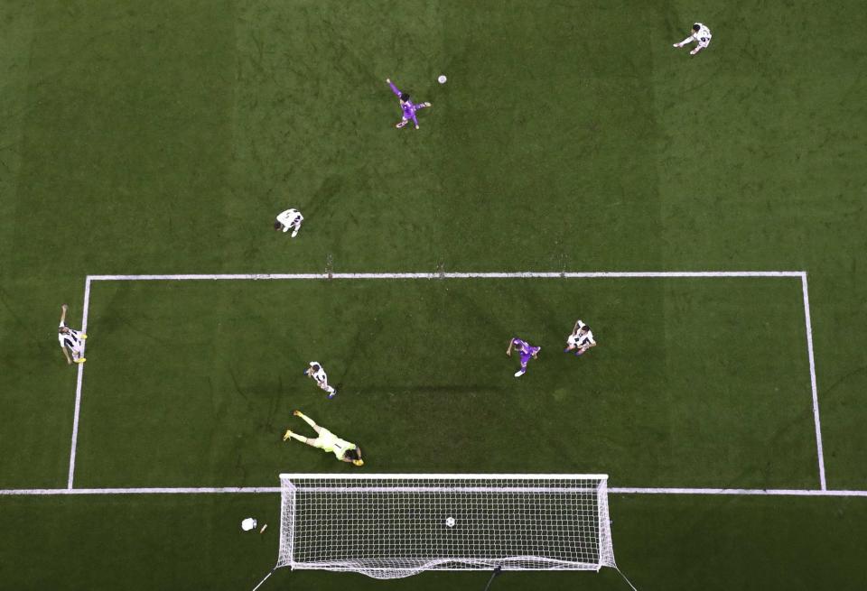 <p>Real Madrid’s Cristiano Ronaldo scores his side’s 3rd goal during the Champions League Final soccer match between Juventus and Real Madrid at the Millennium Stadium in Cardiff </p>