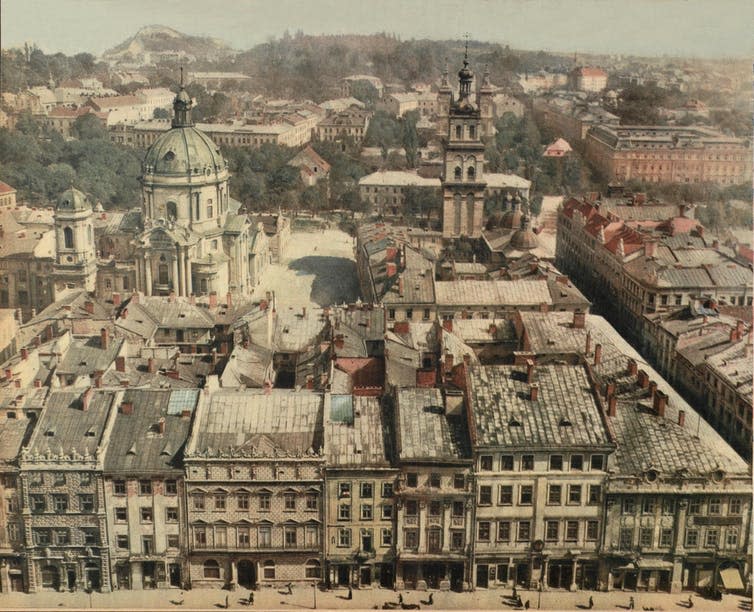 <span class="caption">The way things used to be: a panorama of Lviv, from the pre-Soviet era.</span> <span class="attribution"><a class="link " href="https://upload.wikimedia.org/wikipedia/commons/2/2d/Lw%C3%B3w.Panorama_miasta.jpg" rel="nofollow noopener" target="_blank" data-ylk="slk:M. Münz/Wikimedia Commons.;elm:context_link;itc:0;sec:content-canvas">M. Münz/Wikimedia Commons.</a></span>