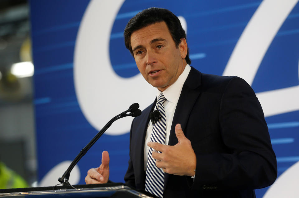 Ford Motor Co. president and CEO Mark Fields announces a $700 million investment in the US during a news conference at the Flat Rock Assembly Plant in Flat Rock, Michigan, U.S. January 3, 2017. REUTERS/Rebecca Cook
