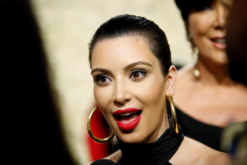 BEVERLY HILLS, CA - FEBRUARY 23: Kim Kardashian attends "The Buzz On The Red Carpet" presented by QVC at Four Seasons Hotel Los Angeles at Beverly Hills on February 23, 2012 in Beverly Hills, California. (Photo by Joe Kohen/Getty Images)