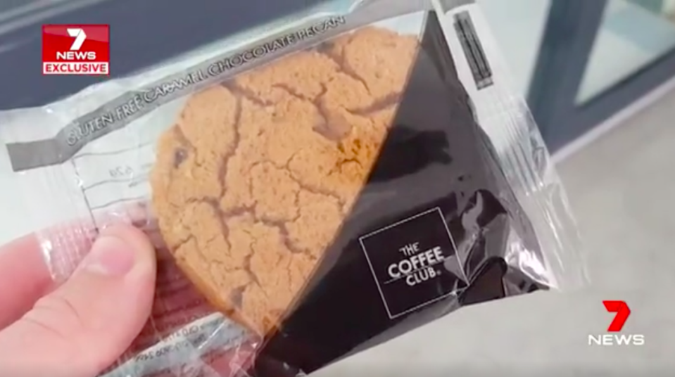 Rosee was handed the cookie in a labelled-wrapper that said it contained nuts, but she says she took the staff member’s word and put it in her daughter’s lunch box. Source: 7 News