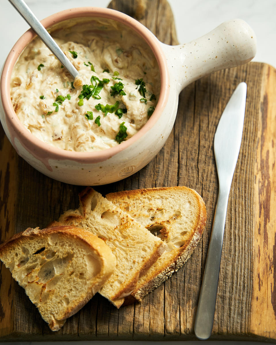 Pan-fried onion dip