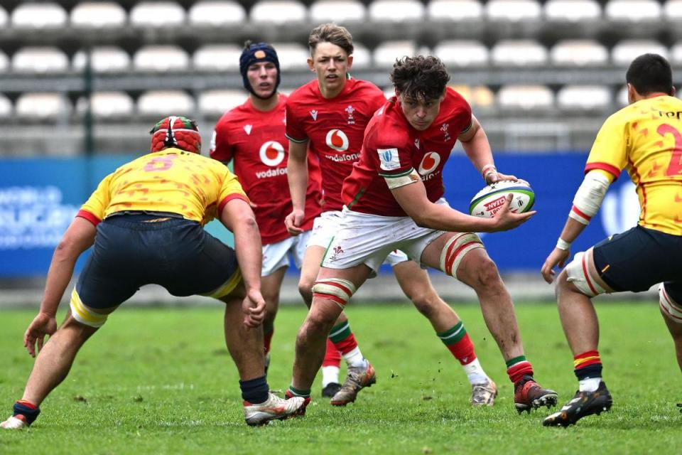 LEADER: Dragons flanker Ryan Woodman on the charge for Wales U20s against Spain <i>(Image: Photo by Thinus Maritz/World Rugby)</i>