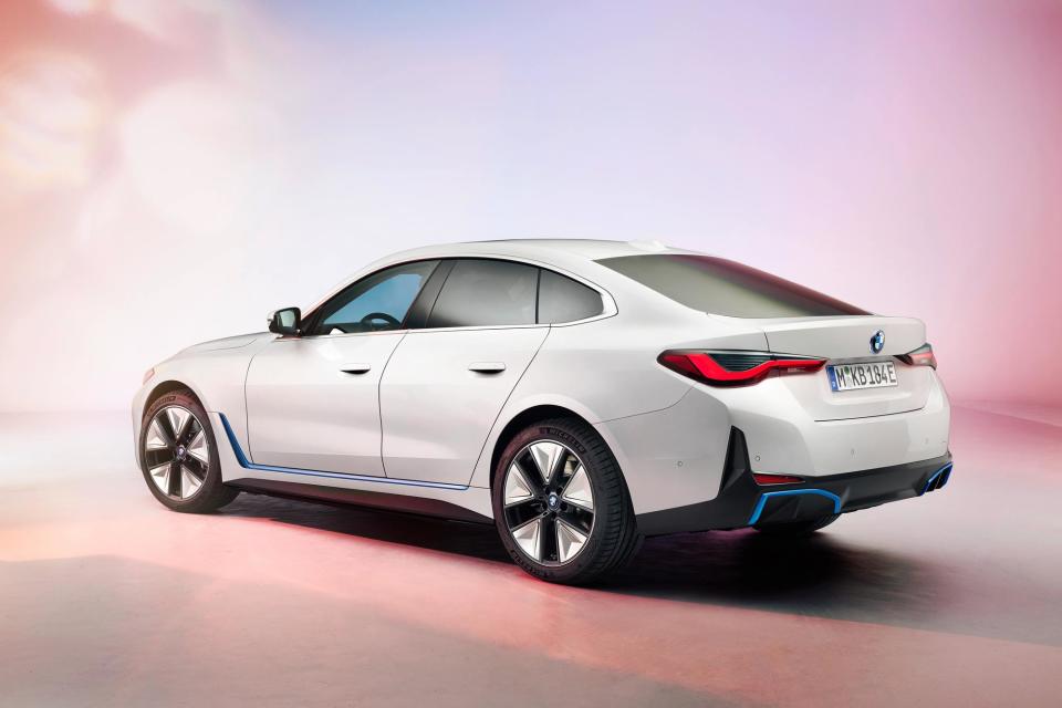 <p>BMW shows off its production i4 electric sedan for the first time</p>
