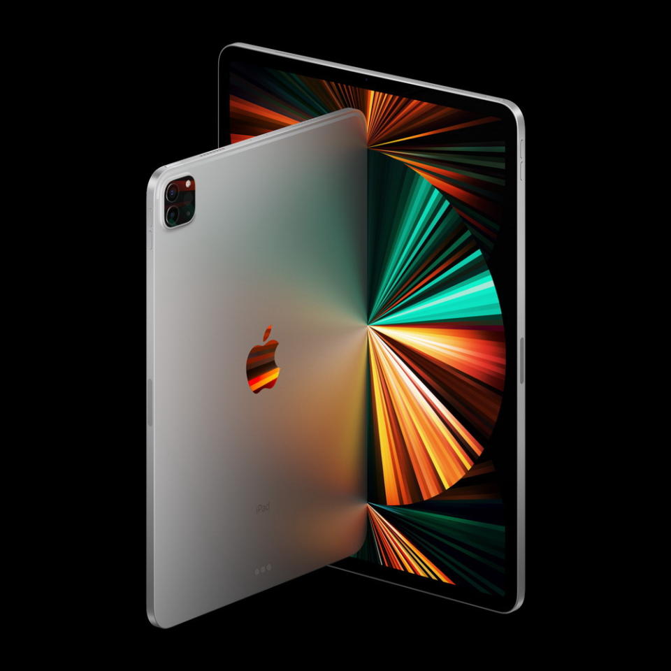 圖／蘋果推出新iPad Pro，配備M1晶片、5G網路及12.9英寸Liquid Retina XDR顯示幕。
