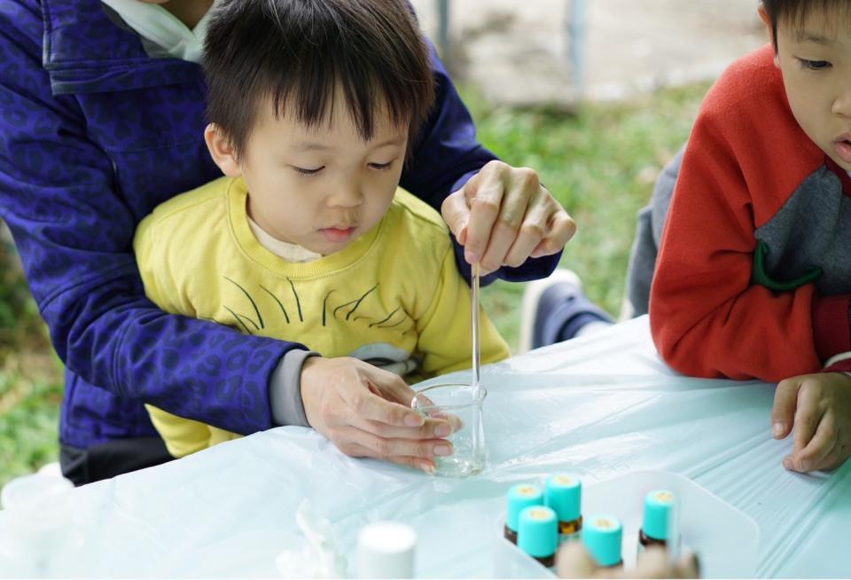 【走出戶外】親子草地上大玩奧運會　合作挑戰6個田徑項目