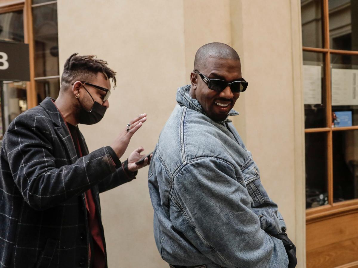 Kanye West Makes Over $1 Million In Just Half A Day After Announcing Donda  2, Won't Be Available On Music Streaming Services