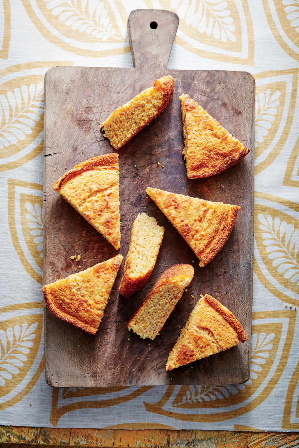 Classic Skillet Cornbread