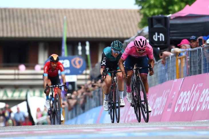 <span class="article__caption">Again, no gaps between the Giro’s ‘big 3’.</span>