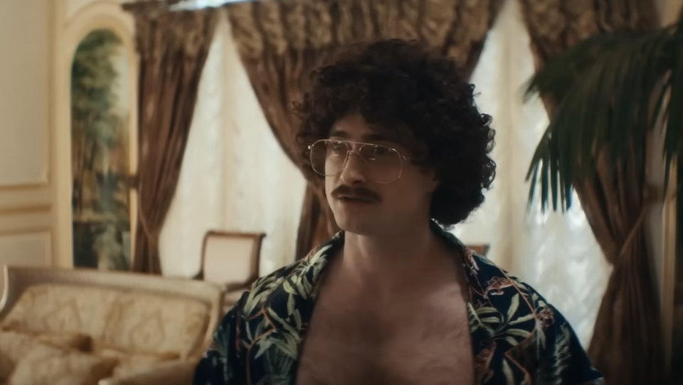 <div><p>"I got this offer to play Weird Al in the Weird Al biopic, and I was like, 'That's really cool, but there's people who are probably physically closer to him,'" Dan said. "And as soon as I read the script, I was like, 'Oh, that doesn't matter. That's not what we're doing. Accuracy and realism is not really the full name of the game here.'"</p><p>Ultimately, Weird Al and director Eric Appel felt that Daniel was the best actor to pull off the dramatic and comedic moments. "Eric and I made a shortlist of actors that we thought would be able to pull off the role. And we studied the list and we always kept focusing on Dan's name because we were both fans of all of Dan's work, but we knew that he could pull off the dramatic moments and also the comedic moments," Weird Al said. "Both are very important for this movie because it's a very specific tone you're going for. It's a comedy, obviously, but it needs to be really grounded and needs to be played like some big Oscar-worthy biopic. We literally couldn't think of anybody in the world that could play the part better than him."</p></div><span> The Roku Channel</span>