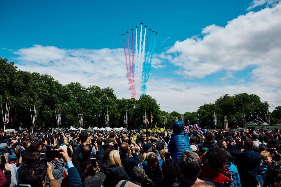 britain royals trooping