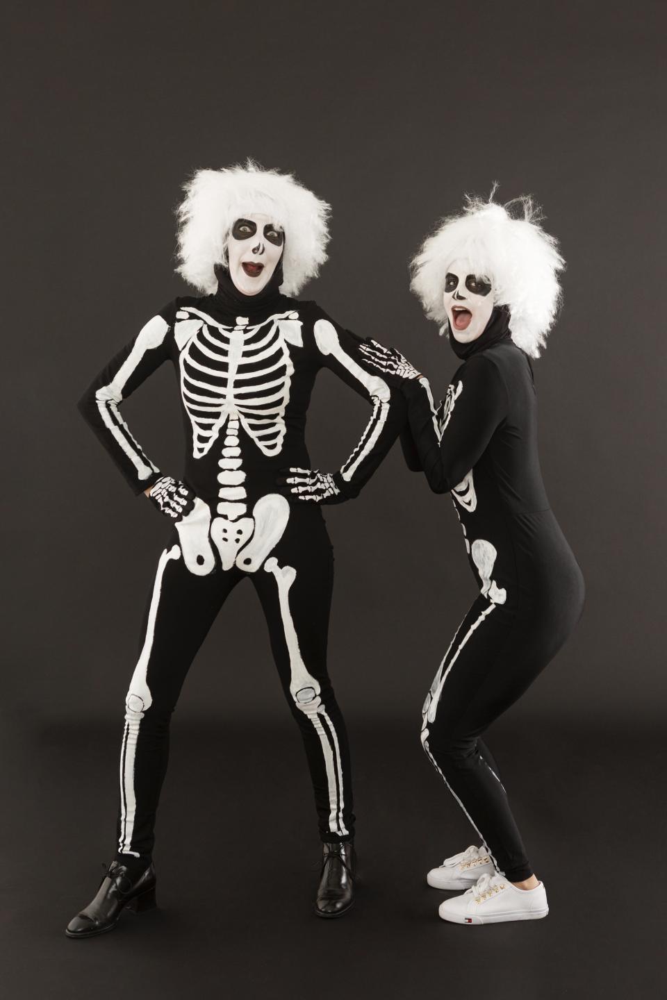 DIY Women's Skeleton Halloween Costume