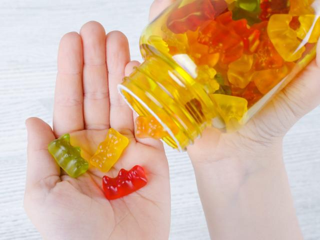 What happens when you eat too many gummy vitamins - Yahoo Sports