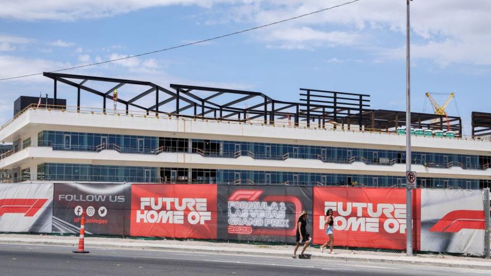 construction of f1 circuit for the las vegas formula one grand prix