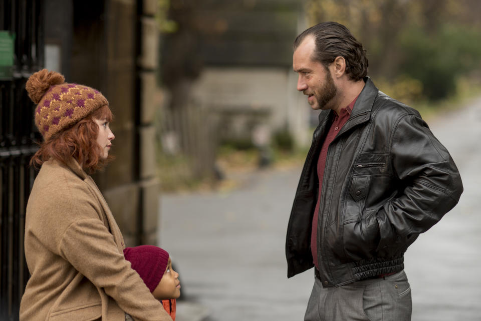 This image released by Fox Searchlight Pictures shows Emilia Clarke, left, and Jude Law in a scene from "Dom Hemingway." (AP Photo/Fox Searchlight Pictures, Nick Wall)