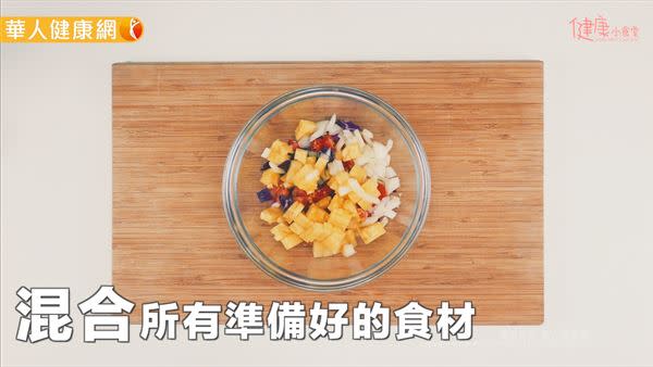 夏天胃謅謅沒食慾？吃鳳梨解決這些腸胃問題！