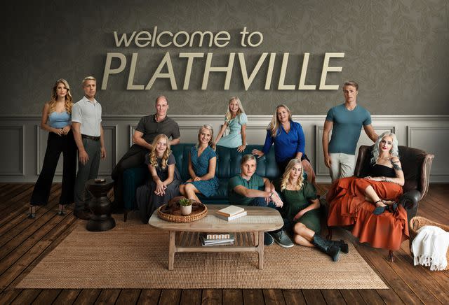 <p>TLC</p> The Plath family poses for TLC show 'Welcome to Plathville'